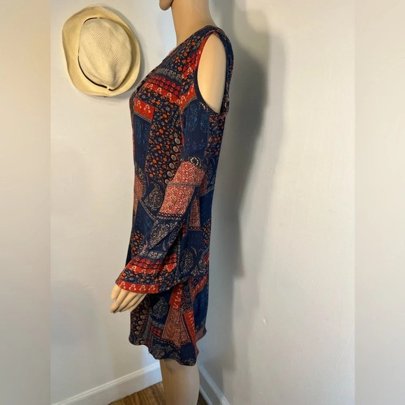 Mittoshop, M, scoop neck cold shoulder, bell long sleev, patchwork design, mini, - Picture 2 of 11